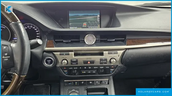 LEXUS ES EXECUTIVE