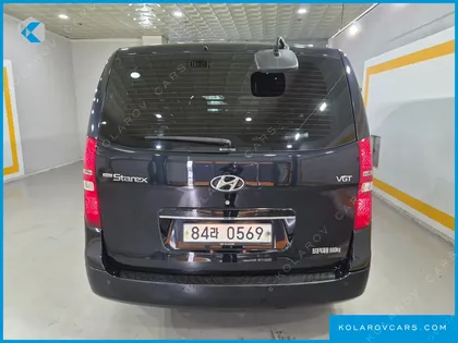 HYUNDAI STAREX VAN 3-SEATER