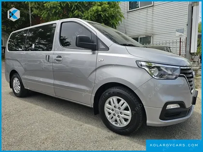 HYUNDAI STAREX VAN 3-SEATER