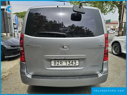HYUNDAI STAREX VAN 3-SEATER