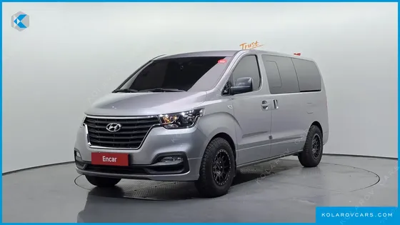 HYUNDAI STAREX VAN 5-SEATER