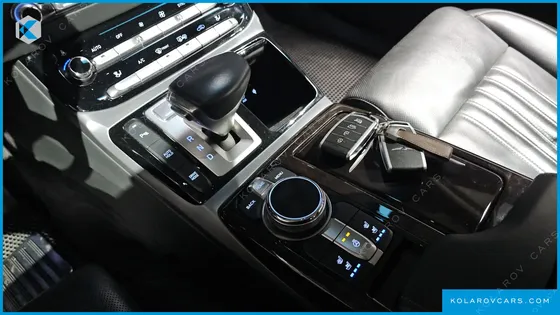 GENESIS EQ900 3.8 GDI AWD
