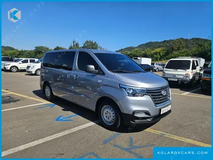HYUNDAI STAREX VAN 3-SEATER