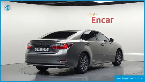 LEXUS ES SUPREME
