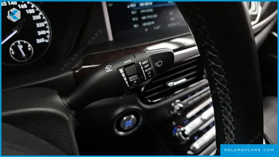 GENESIS EQ900 3.8 GDI AWD