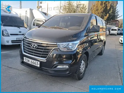 HYUNDAI STAREX VAN 3-SEATER