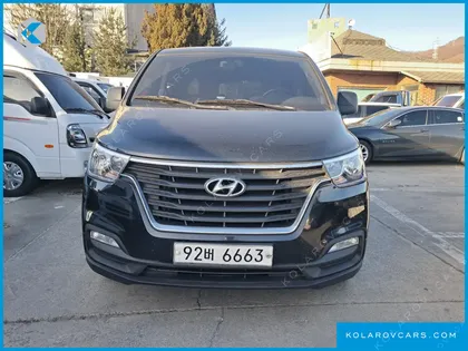 HYUNDAI STAREX VAN 3-SEATER