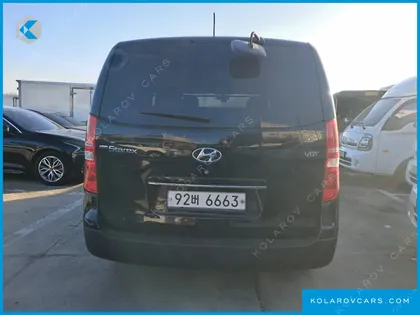 HYUNDAI STAREX VAN 3-SEATER
