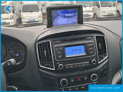HYUNDAI STAREX VAN 3-SEATER