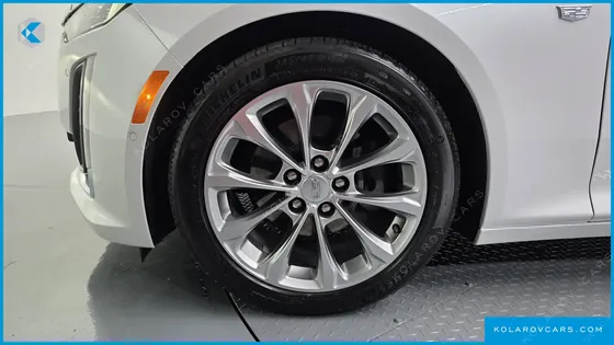 CADILLAC CT5 2.0 PREMIUM LUXURY
