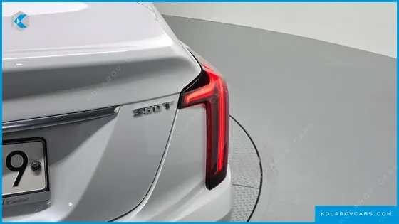 CADILLAC CT5 2.0 PREMIUM LUXURY