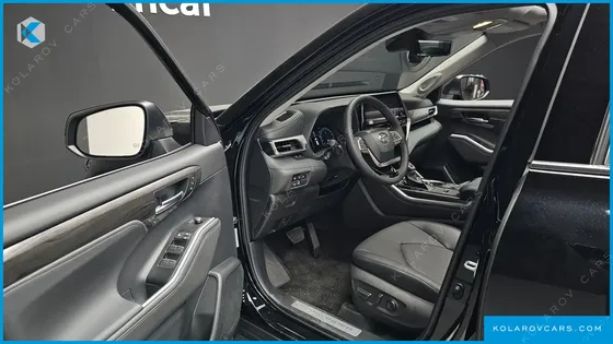 TOYOTA HIGHLANDER 2.5 4WD PLATIMUM