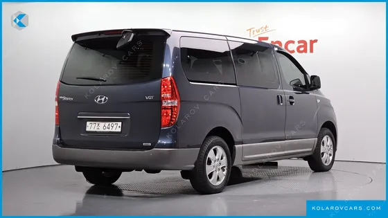 HYUNDAI STAREX 4WD WAGON 11-SEATER