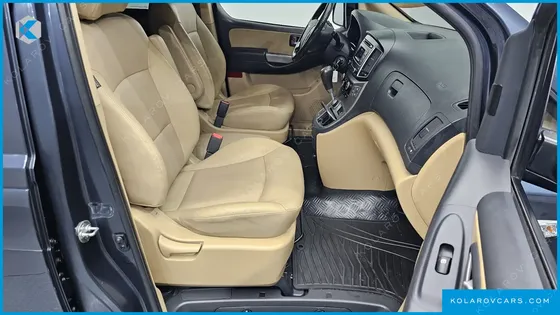 HYUNDAI STAREX 4WD WAGON 11-SEATER