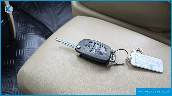 HYUNDAI STAREX 4WD WAGON 11-SEATER