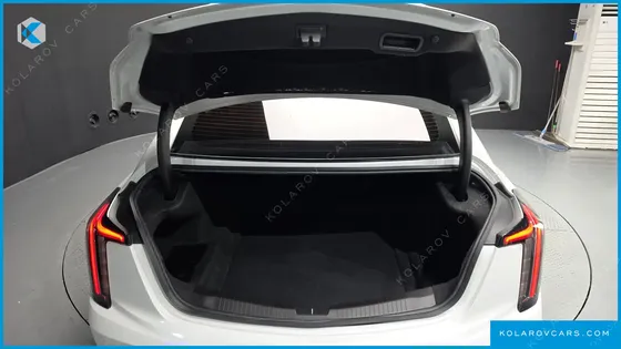 CADILLAC CT5 2.0 SPORT
