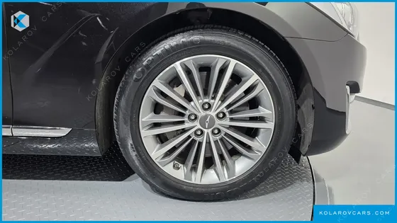 GENESIS EQ900 3.8 GDI AWD