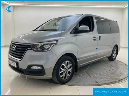 HYUNDAI STAREX URBAN 9-SEATER
