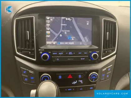 HYUNDAI STAREX URBAN 9-SEATER