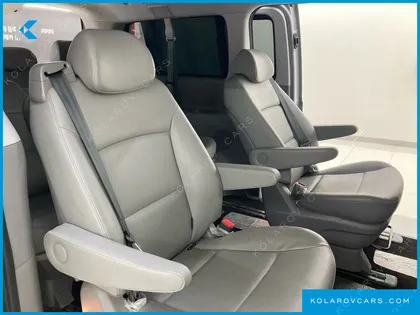 HYUNDAI STAREX URBAN 9-SEATER