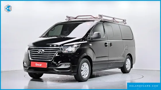 HYUNDAI STAREX VAN 5-SEATER