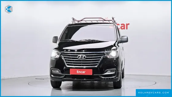 HYUNDAI STAREX VAN 5-SEATER