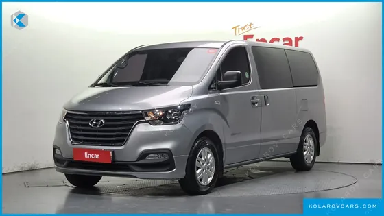 HYUNDAI STAREX VAN 3-SEATER