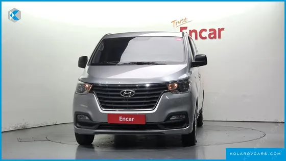 HYUNDAI STAREX VAN 3-SEATER