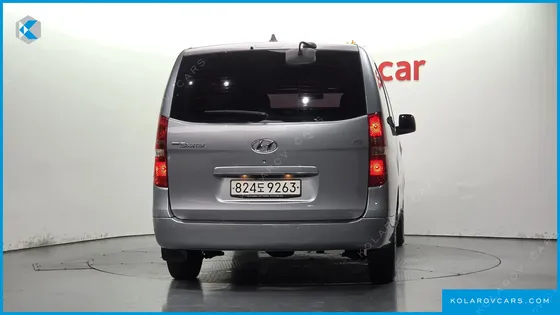 HYUNDAI STAREX VAN 3-SEATER