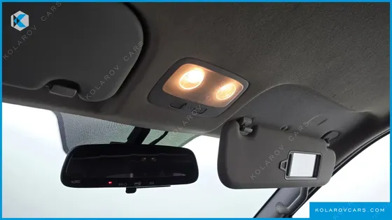 HYUNDAI STAREX VAN 3-SEATER