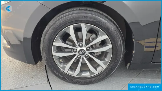 HYUNDAI GRANDEUR HG240 LUXURY