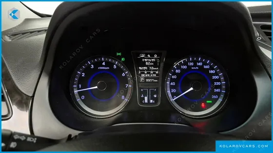 HYUNDAI GRANDEUR HG240 MODERN
