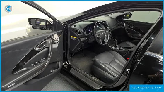 HYUNDAI GRANDEUR HG240 MODERN