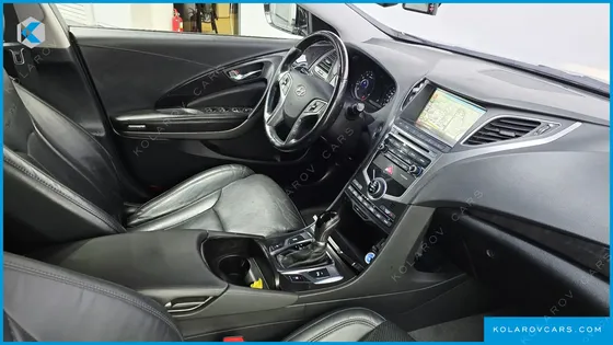 HYUNDAI GRANDEUR HG300 PREMIUM