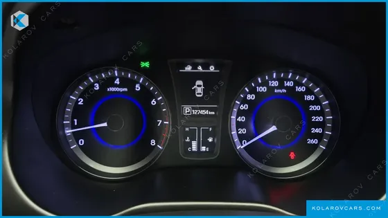 HYUNDAI GRANDEUR HG240 MODERN COLLECTION