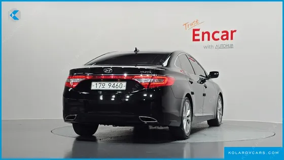 HYUNDAI GRANDEUR HG300 NOBLE