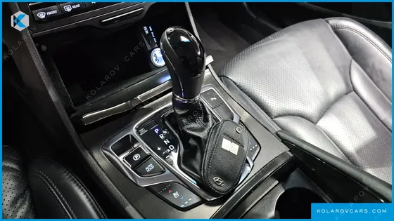 HYUNDAI GRANDEUR HG240 MODERN COLLECTION