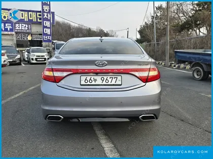 HYUNDAI GRANDEUR HG240 MODERN
