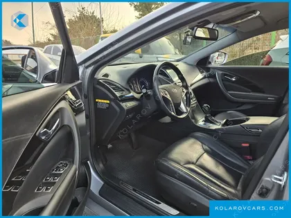 HYUNDAI GRANDEUR HG240 MODERN