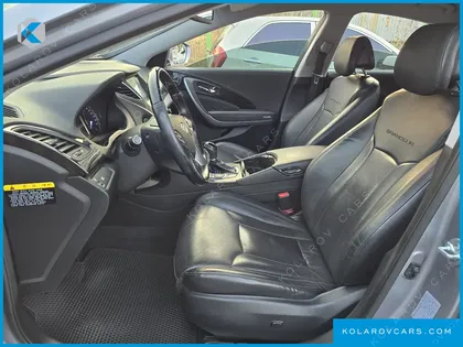 HYUNDAI GRANDEUR HG240 MODERN