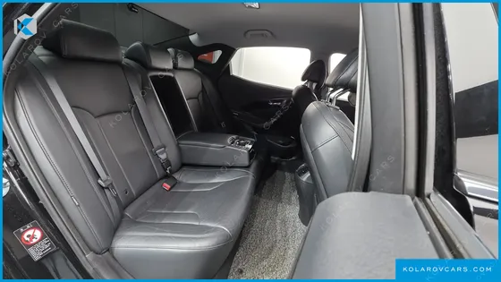 HYUNDAI GRANDEUR HG240 MODERN