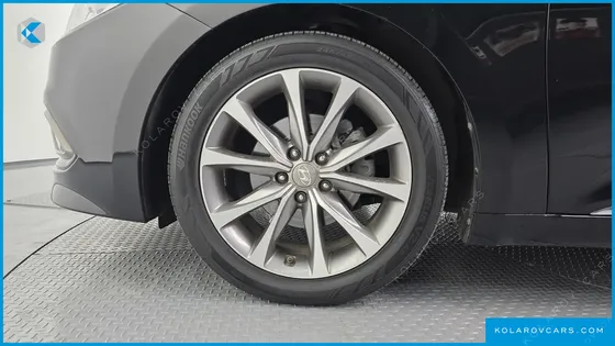 HYUNDAI GRANDEUR HG300 PREMIUM