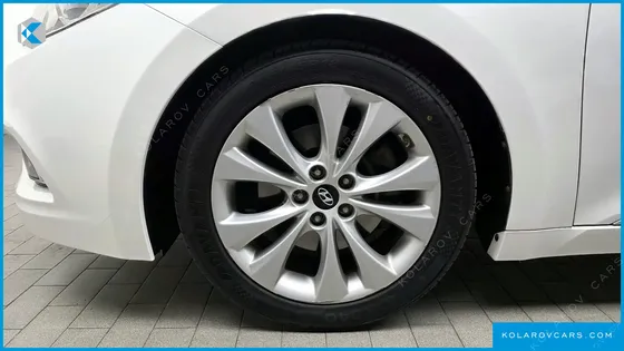 HYUNDAI GRANDEUR HG300 NOBLE