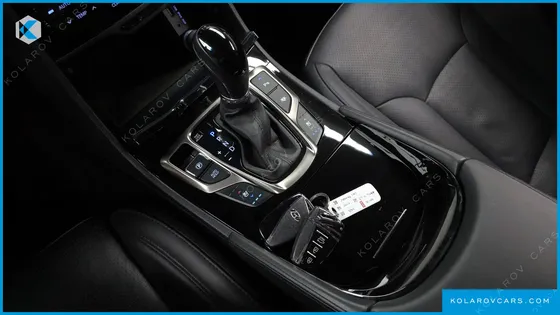 HYUNDAI GRANDEUR HG300 NOBLE