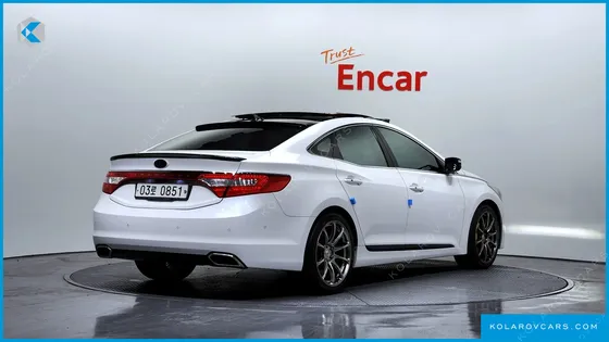 HYUNDAI GRANDEUR HG240 LUXURY