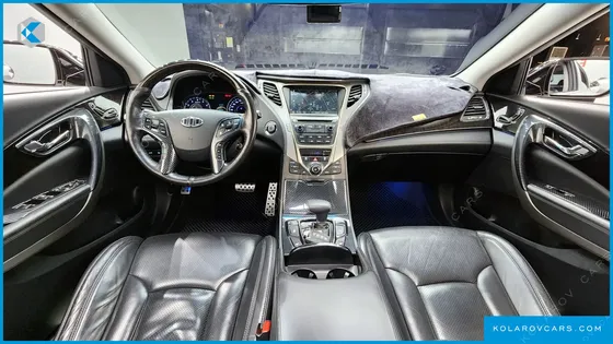 HYUNDAI GRANDEUR HG240 LUXURY