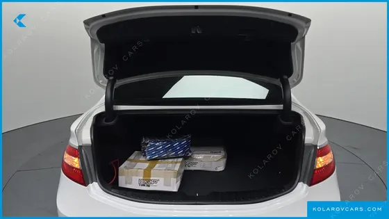 HYUNDAI GRANDEUR HG240 LUXURY