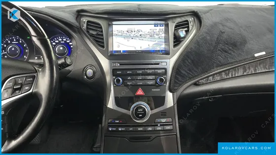 HYUNDAI GRANDEUR HG240 MODERN
