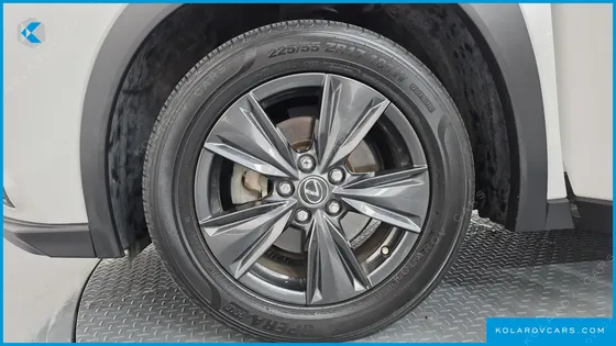 LEXUS UX 2.0 2WD