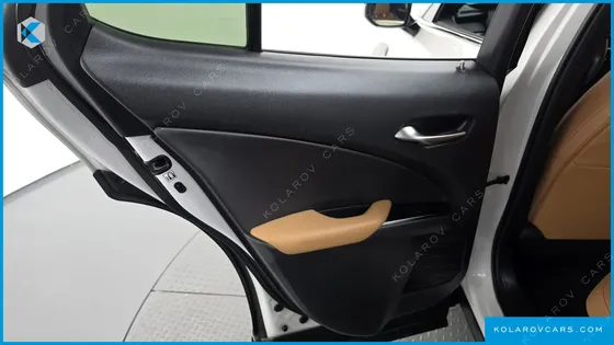 LEXUS UX 2.0 2WD